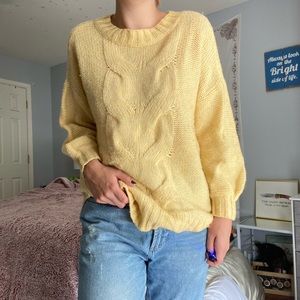 Aerie Super Soft Light Yellow sweater